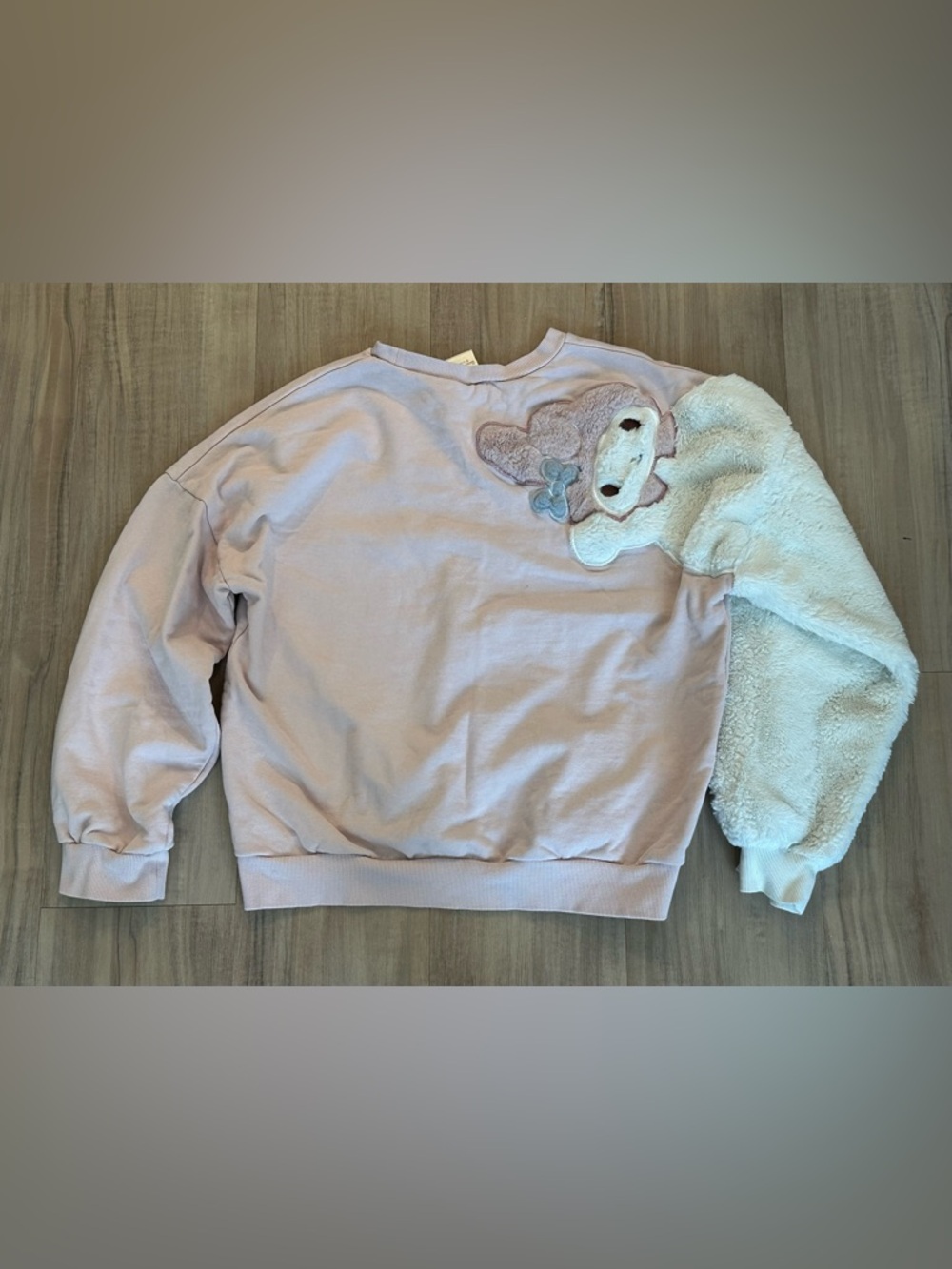 VGUC Sanrio Sweatshirt